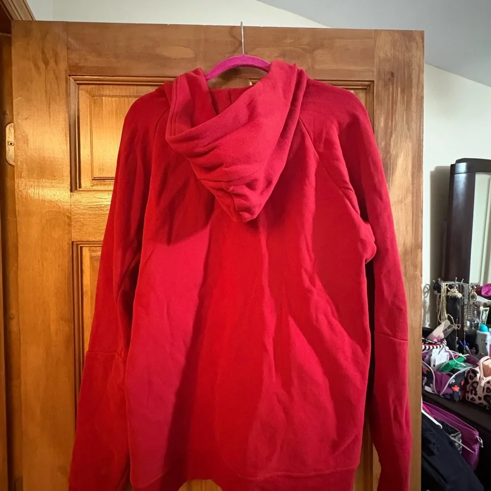 Lululemon Athletica Vibrant Red Sweatshirt - Picture 2 of 4